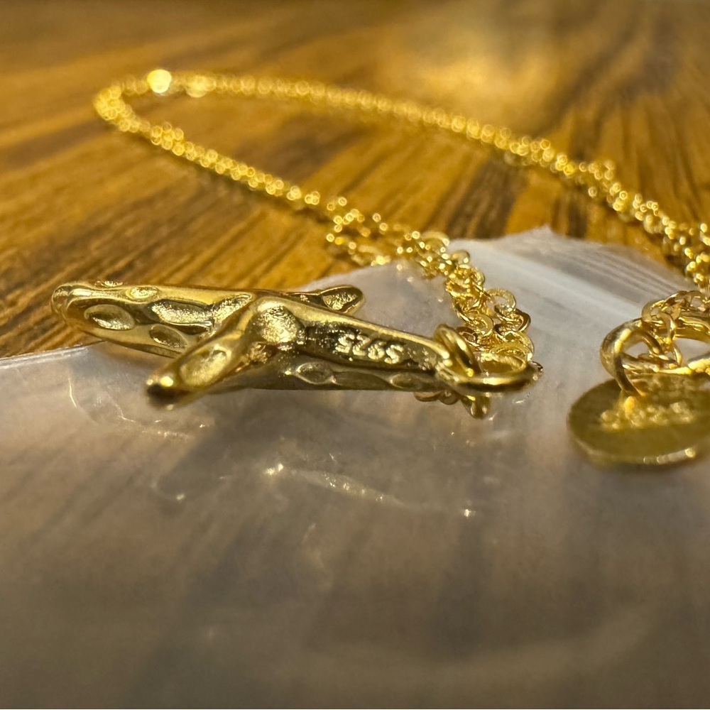 BendéLyon - 925 Sterling Silver. Gold Colored Cross Pendant & Necklace.